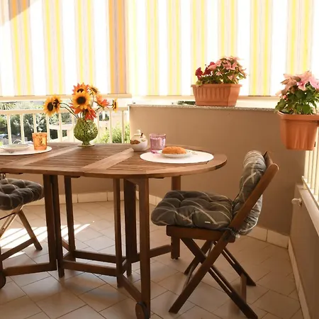 Appartamento I Colori Di - A Pochi Passi Dal Lungomare